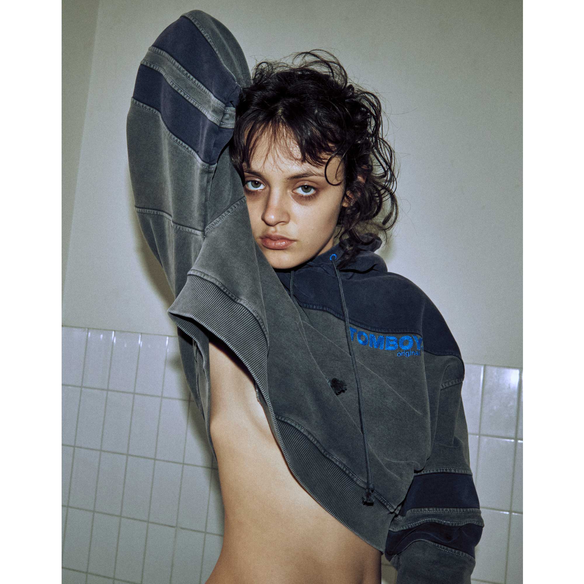 BOBBY CROP FADED BLACK