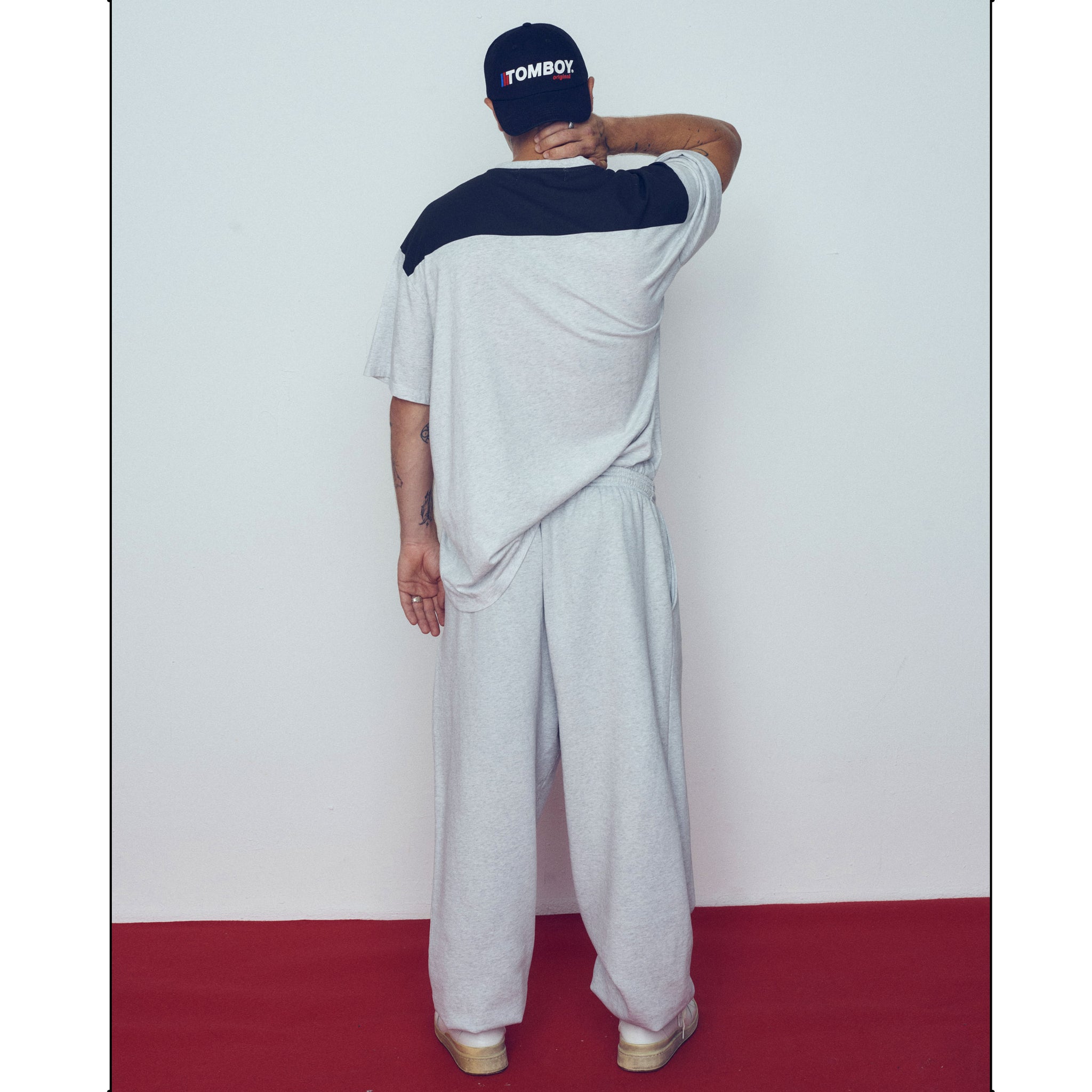 TOM GIANT GREY/BLACK